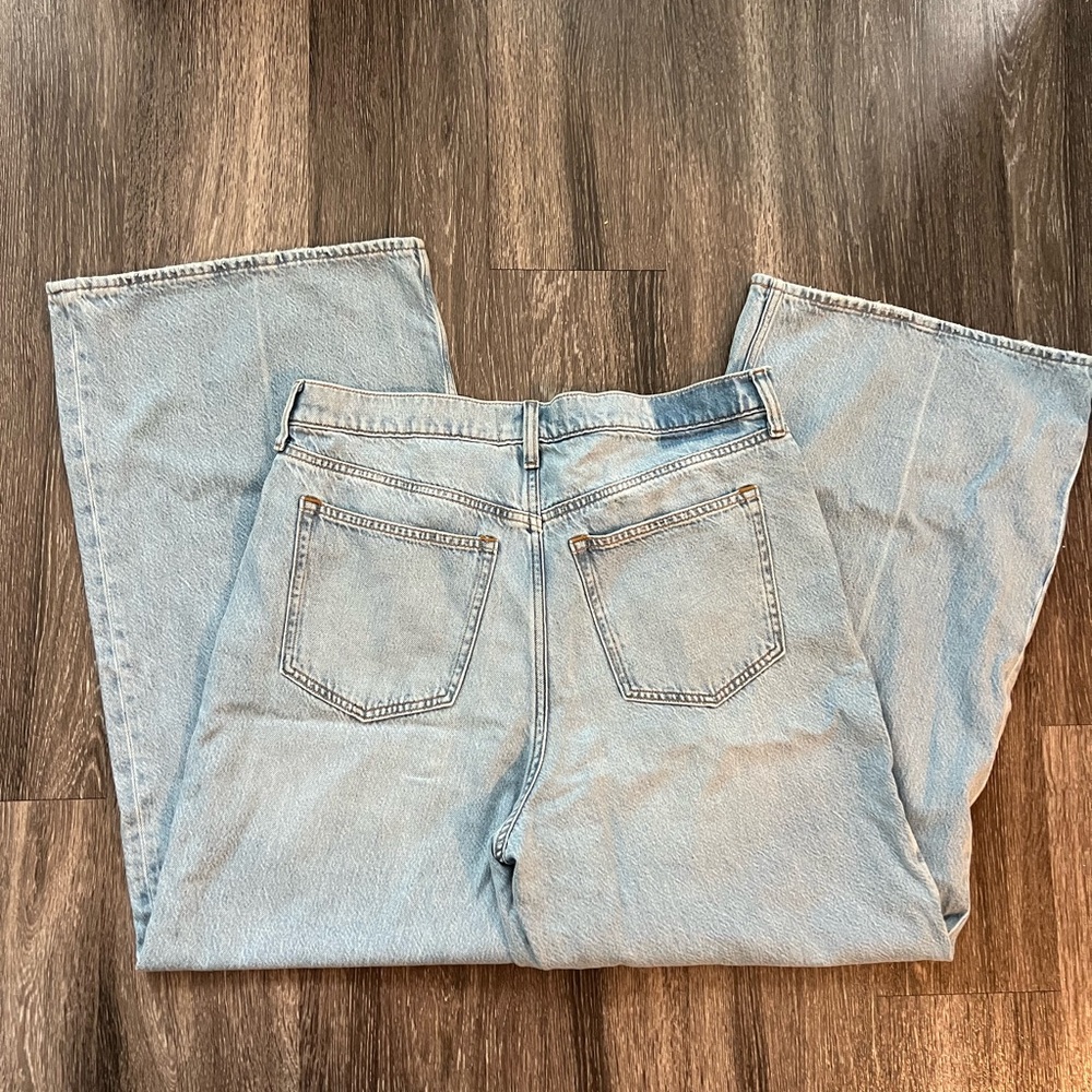 Abercrombie Wide Leg high rise jean